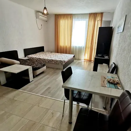 Apartment Alexandria