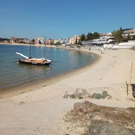 Alexandria Nesebar